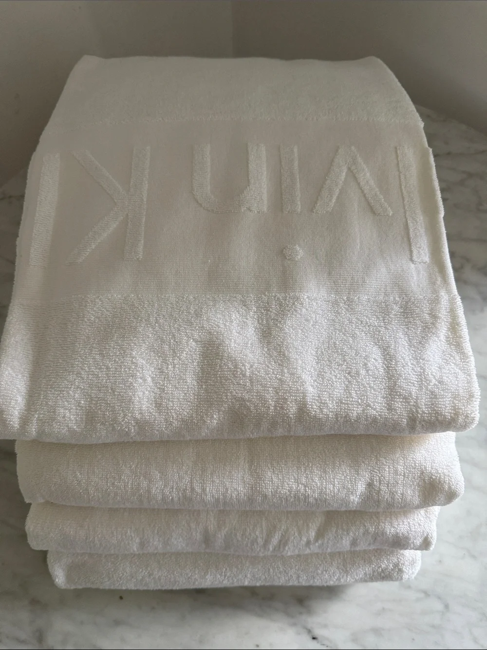 Calvin Klein Home Vintage White Scuplted Embossed Logo Towel 40 x 70